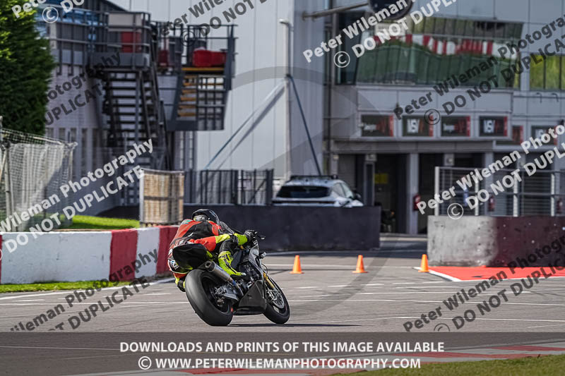 donington no limits trackday;donington park photographs;donington trackday photographs;no limits trackdays;peter wileman photography;trackday digital images;trackday photos